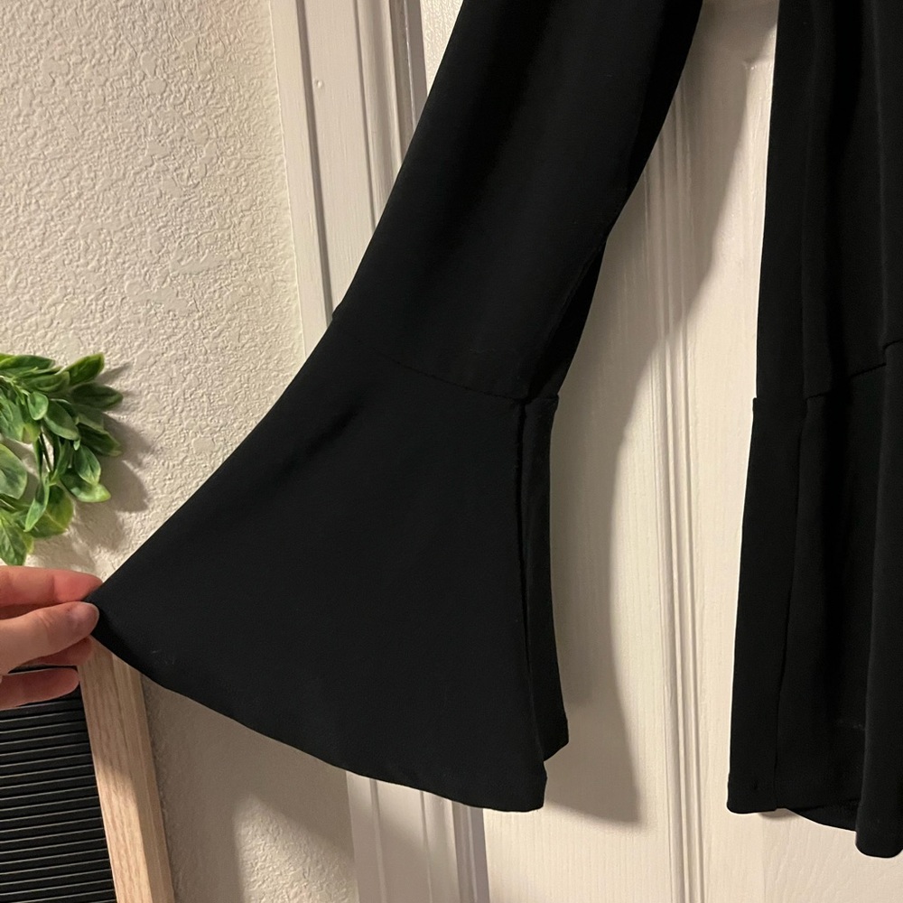 Ellen Tracy Top with Flared Sleeves